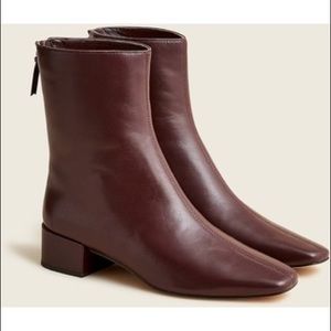 Roxie center-seam ankle boots in leather - Merlot